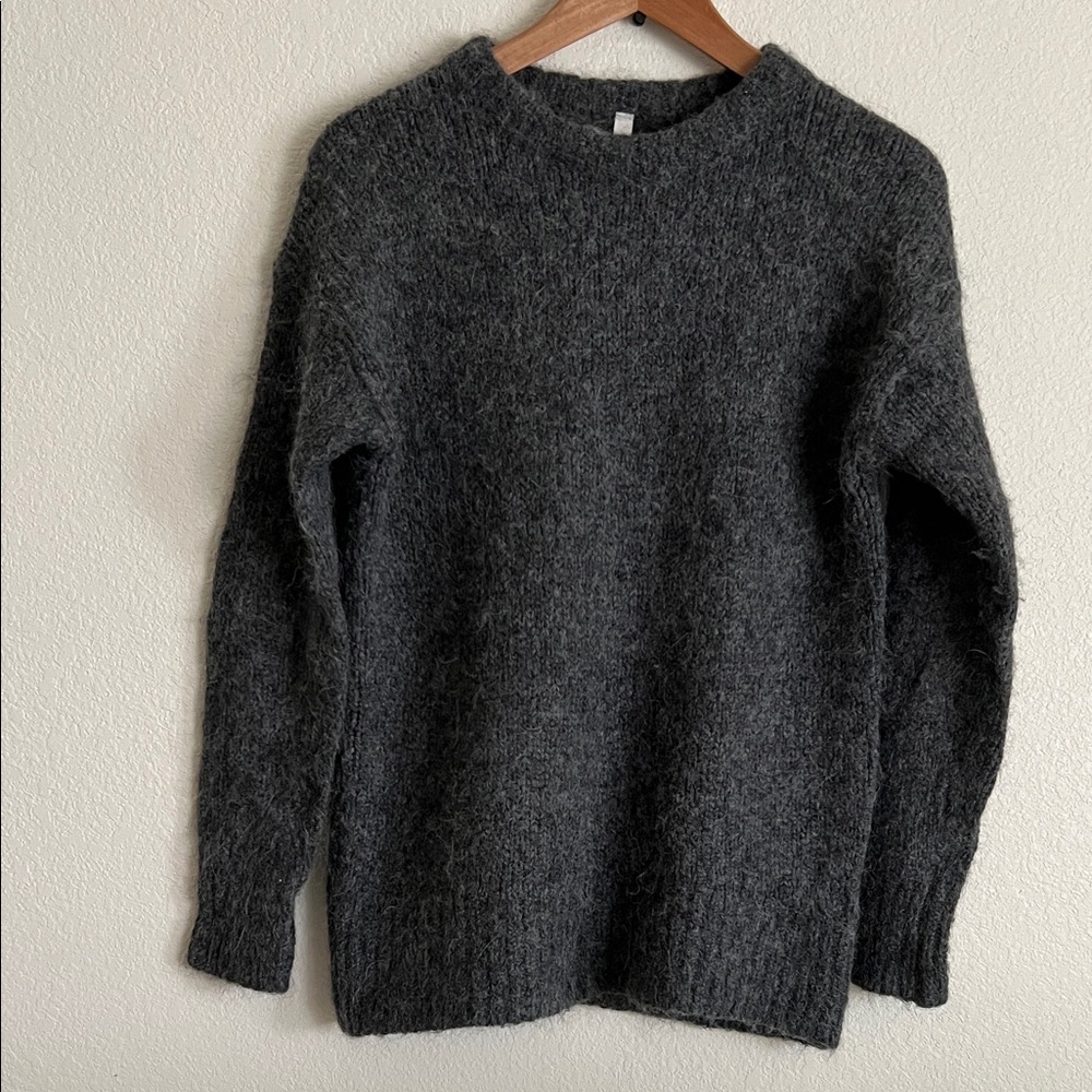 Aritzia Babaton Charcoal Gray Women's Sweater XS